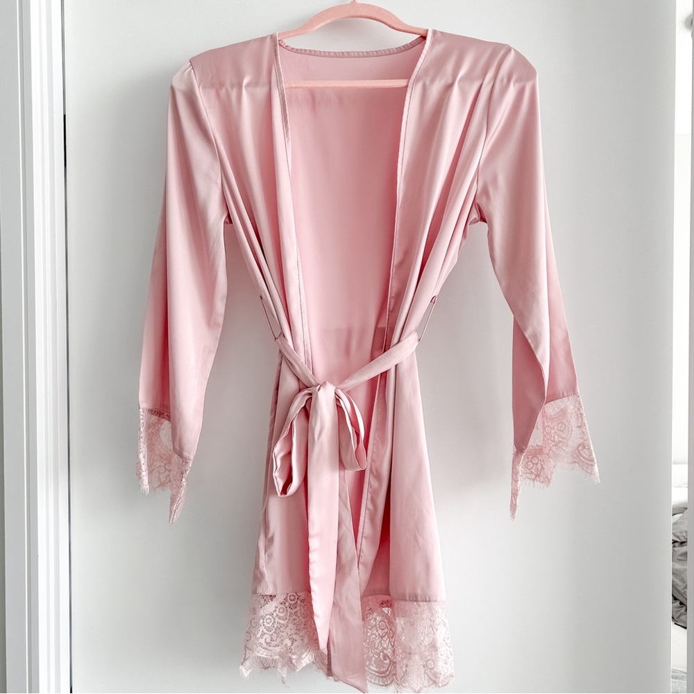 Pink satin dressing gown with lace trim